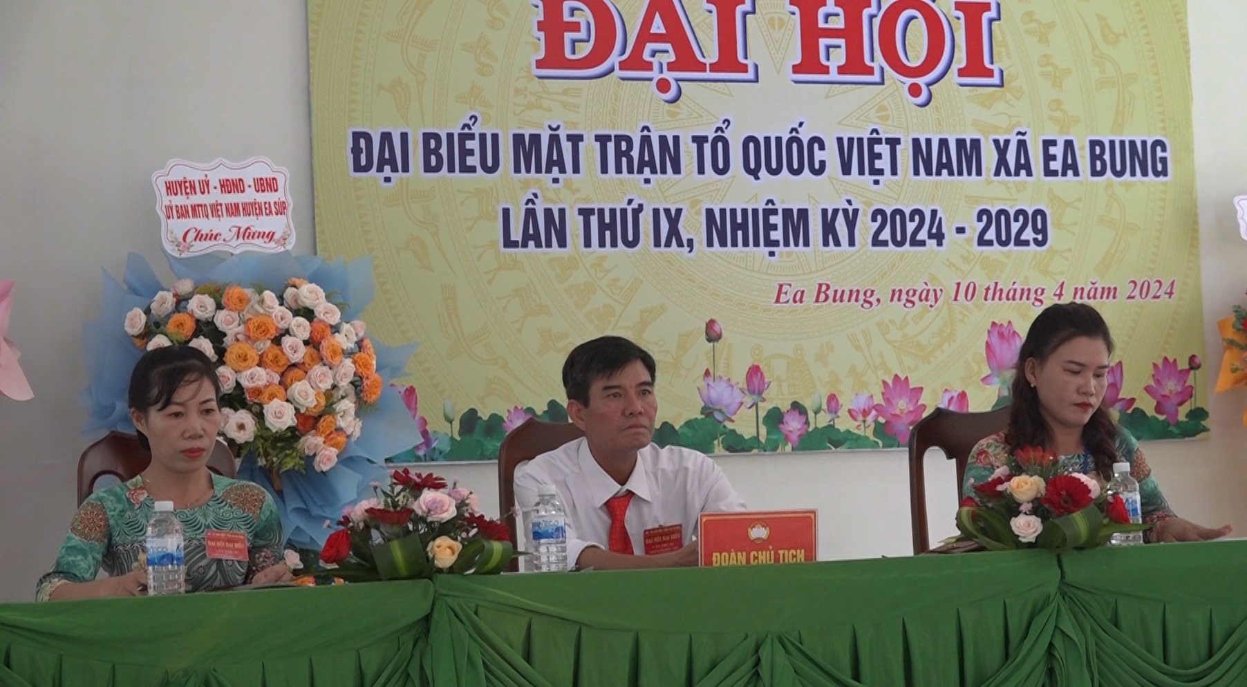đoan chủ tịch lam viêc